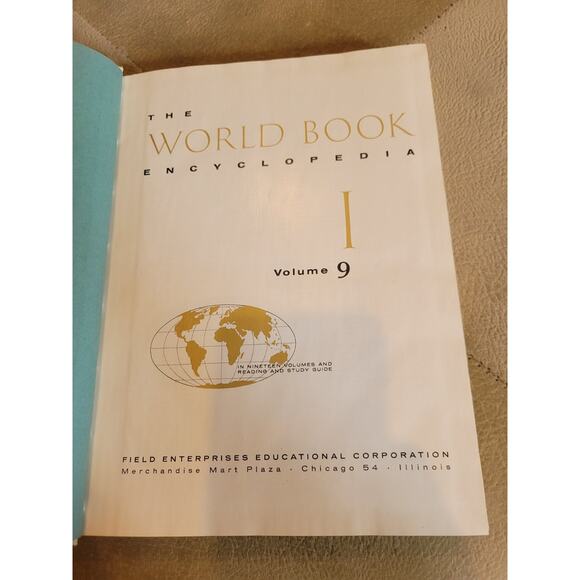 VTG World Book Encyclopedia 1963 Volume 9 Top Edge Gold Gilt "I" Study Reference - Picture 2 of 8